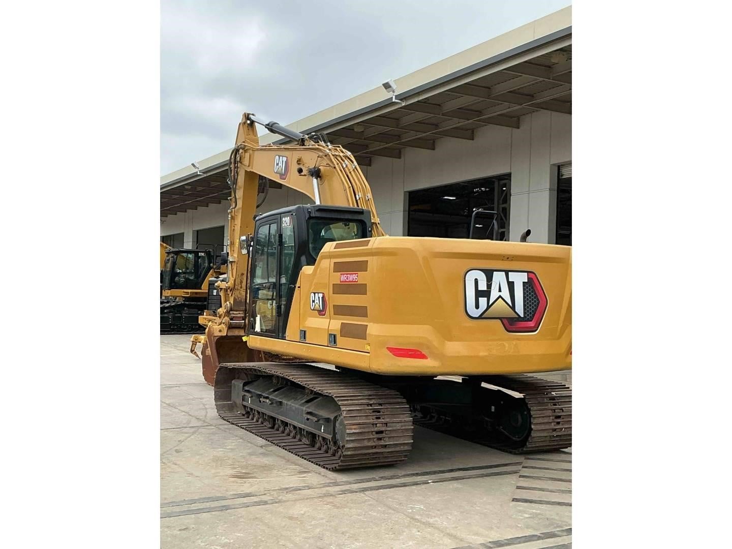 2020 Caterpillar 320